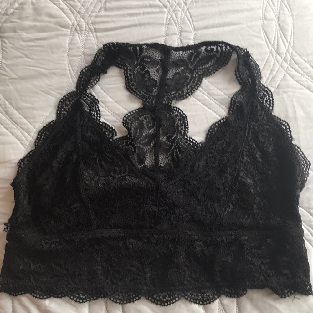 🕷🐝Lacy black bralette//daytrip🐝🕷
